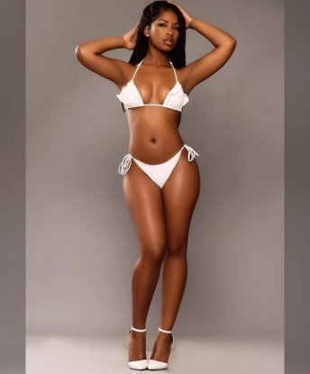 Лариса, 24 года